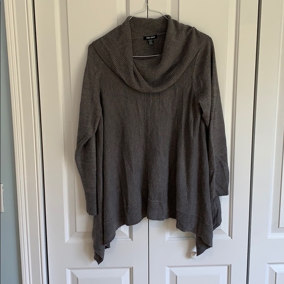 Gray Cowl Neck Sweater - Picture 1 of 3